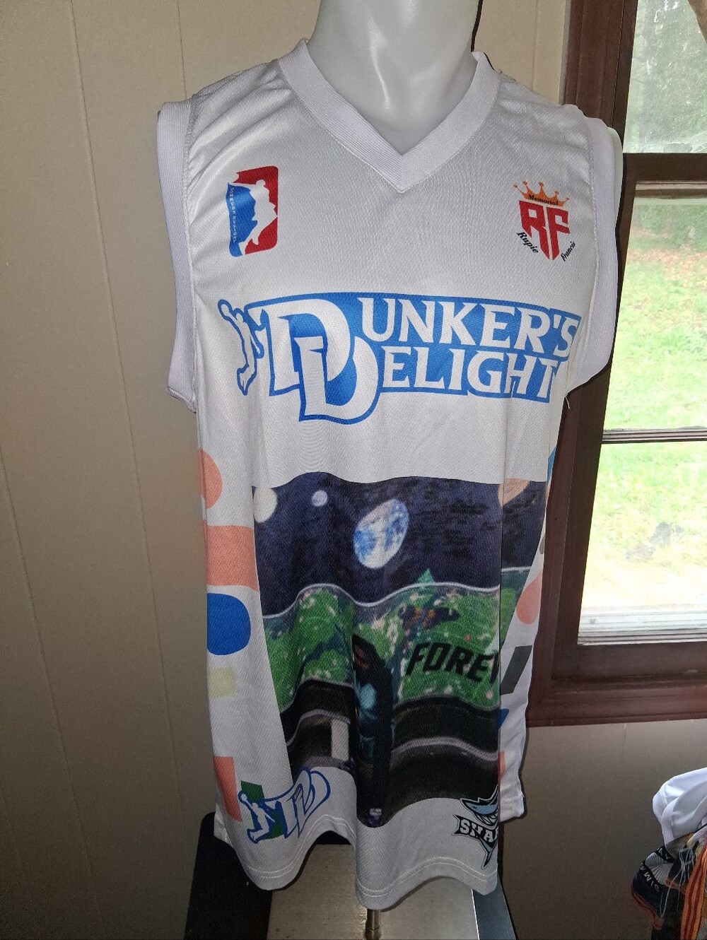 Dunker's Delight Pop Smoke Graphic Basketball Jersey - White with Blue & Green